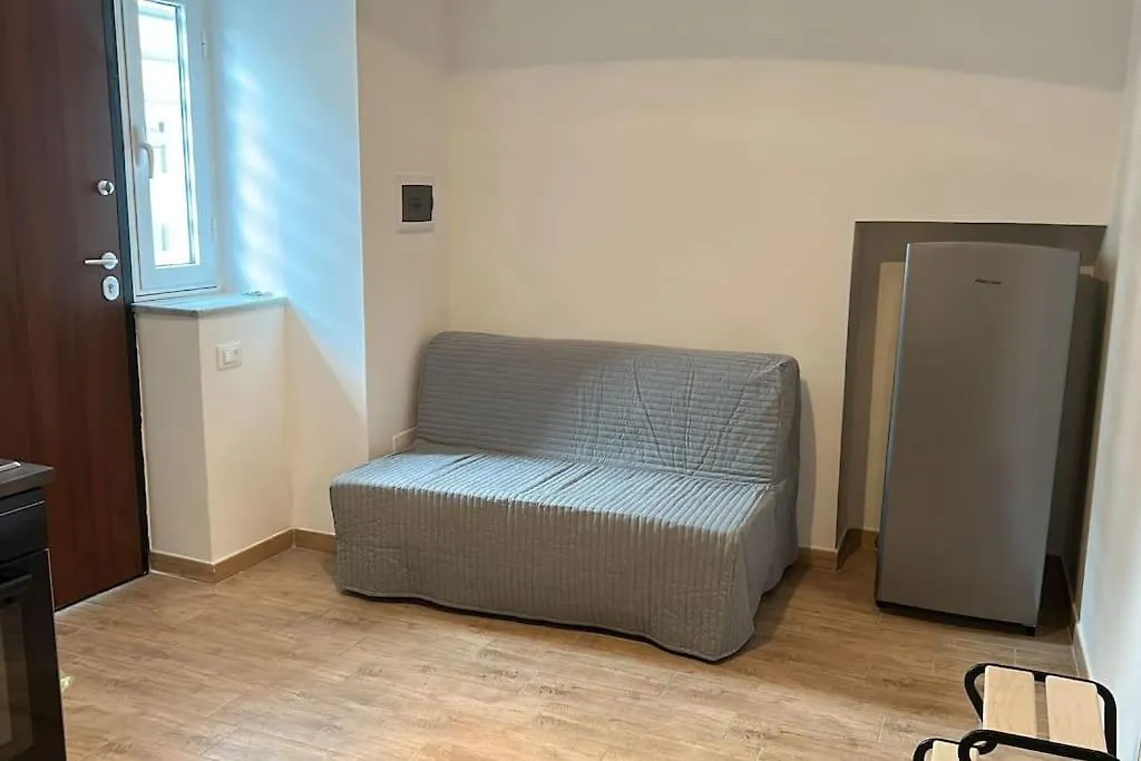 Casa Sandrili, Central Station Apartment Naples